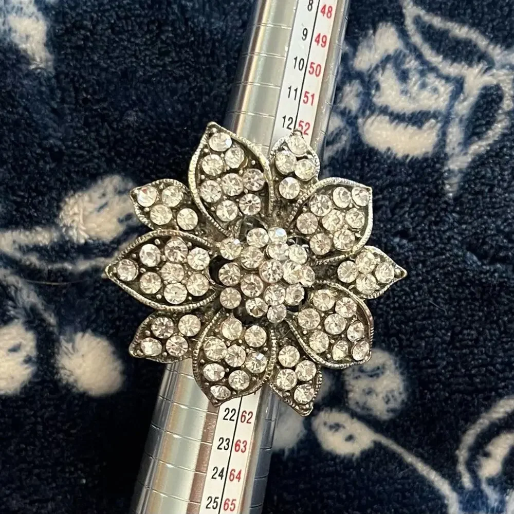 Vintage Sparkly Brooch Flower Design Ring